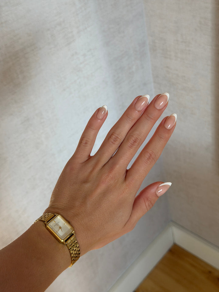 French Chic French Manicure Almond Press On Nagels