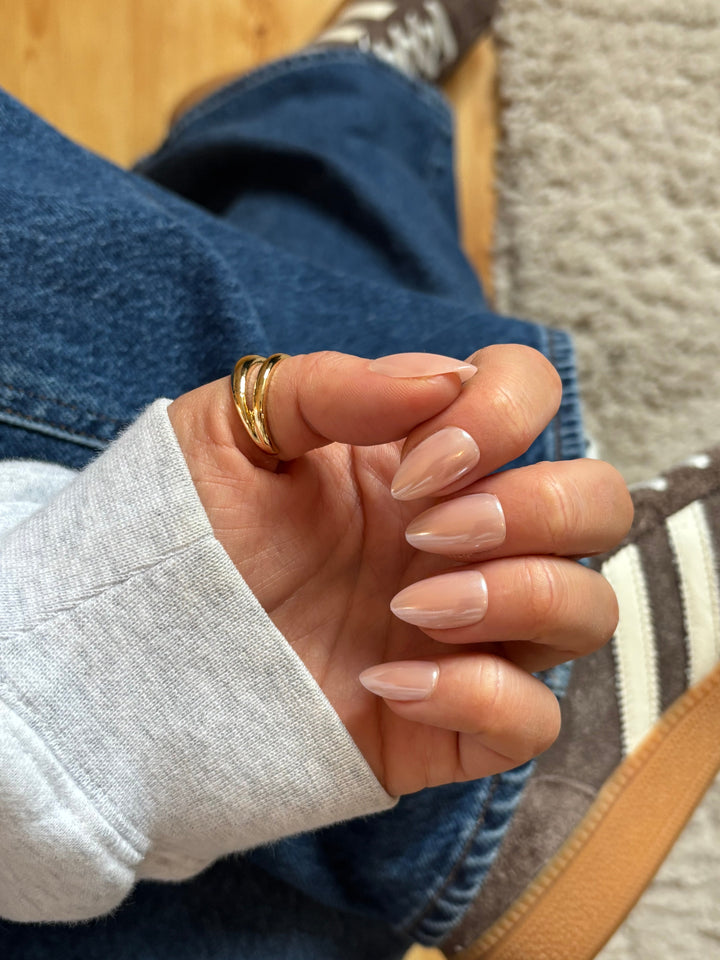 Press-on nagel champagne short almond
