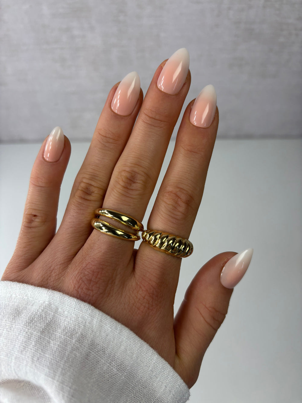 press on nagel babyboom almond
